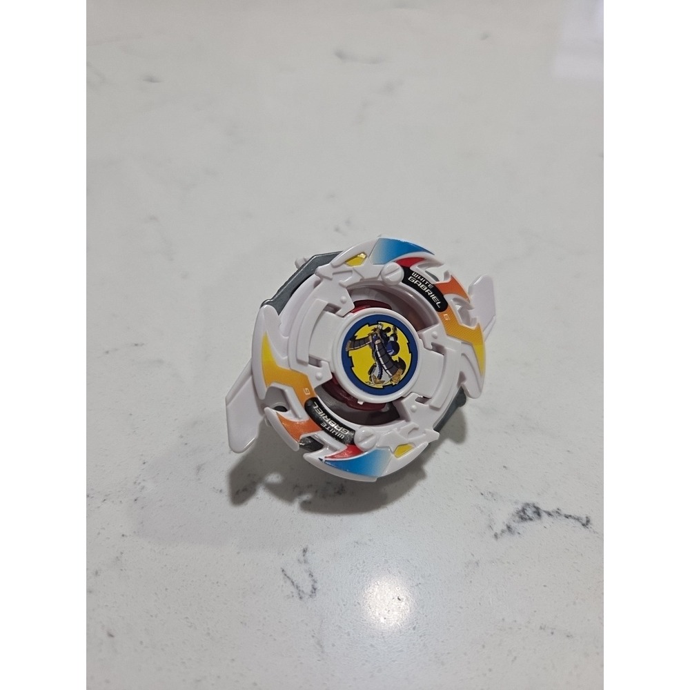 RARE Beyblade White Gabriel G-REVOLUTION V-FORCE ENGINE GEAR US PLASTIC GEN OG